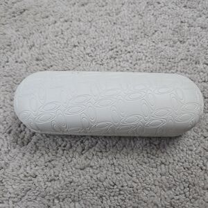 Oakley Embossed Signature O White Slim Sunglasses Case Hard Shell
